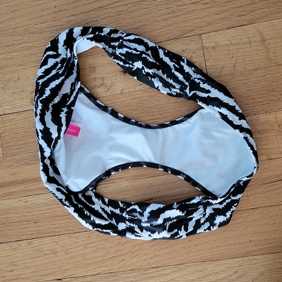 Victorias Secret bikini bottoms M - Picture 2 of 3